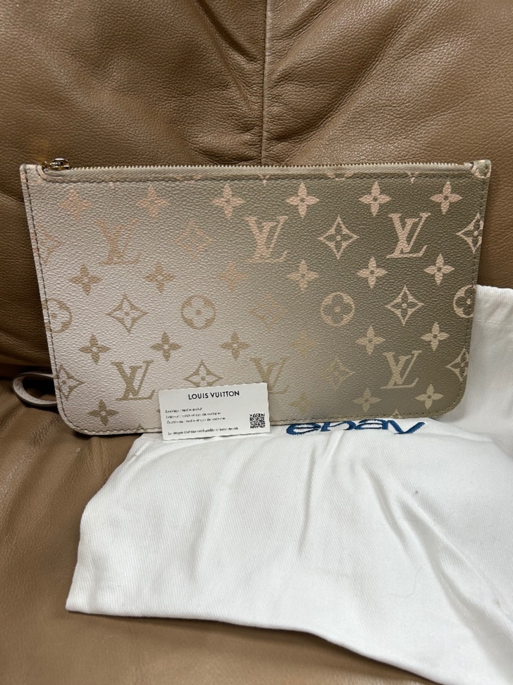Louis Vuitton SUNSET KHAKI Neverfull 2-Way Wristlet